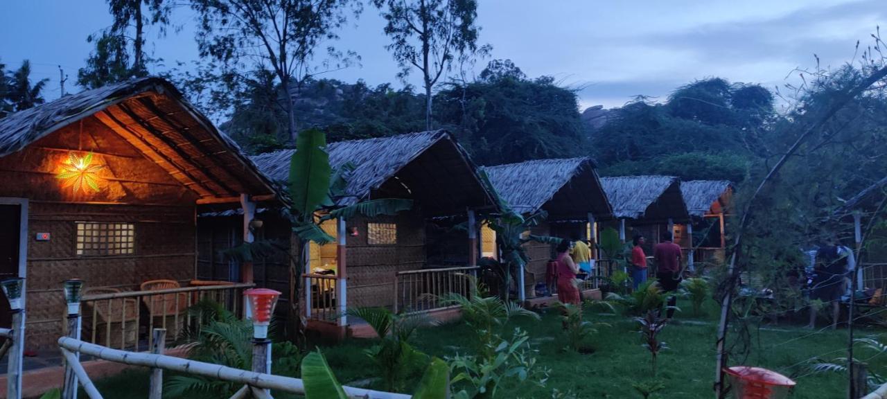 Island Vibes Hampi Guesthouse Exterior foto